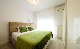 Smile Apartments